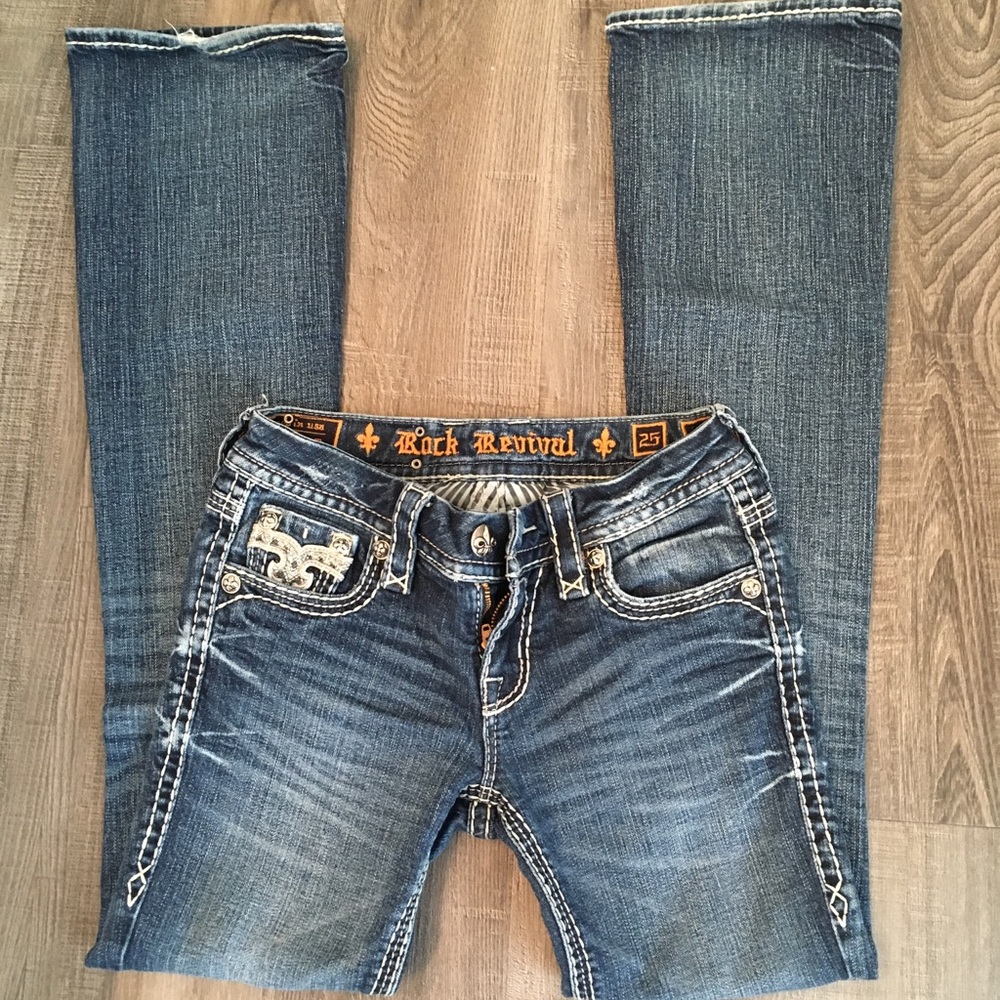 Rock Revival Jeans - Picture 4 of 4